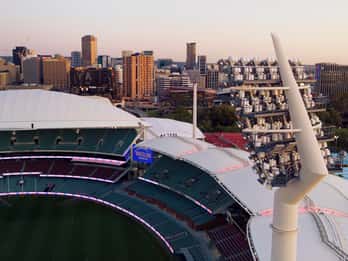 Adelaide: Sunset Rooftop Tour w Adelaide Oval