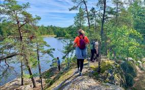 Stockholm: Eco-Friendly Hiking Tour in Nature Reserve