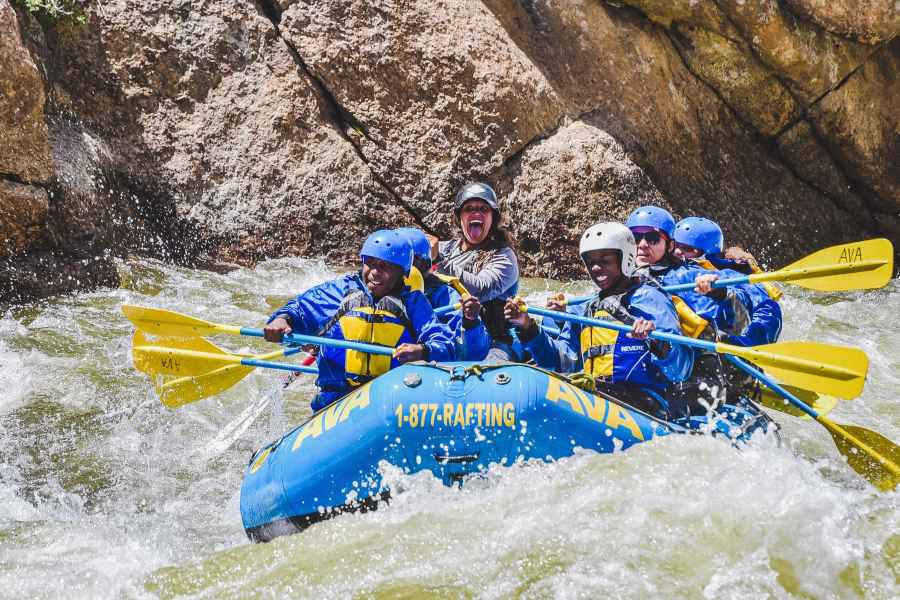 Buena Vista: Browns Canyon Halbtages-Wildwasser-Rafting-Tour. Foto: GetYourGuide