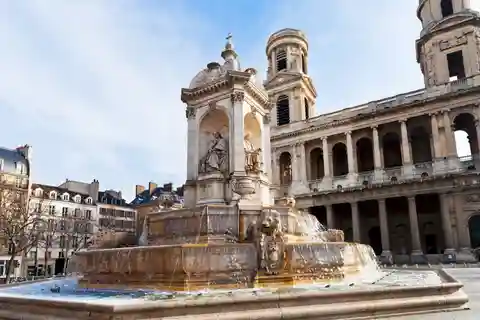 Paris: Saint-Germain-Des-Près Guided Walking Tour