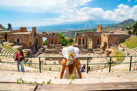 Taormina: Historical Highlights Private Guided Walking Tour