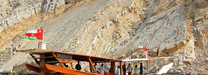 Au départ de Khasab : Visite d'une demi-journée de plongée en apnée avec observation des dauphins.