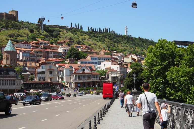 Tbilisi: 2-godzinna, rodzinna wycieczka piesza z przewodnikiem