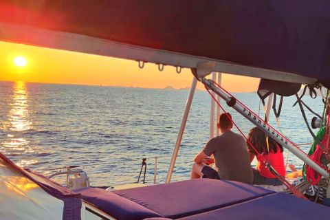 Kos: crociera in barca a vela al tramonto per piccoli gruppi