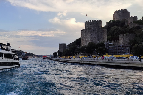 Istanbul: Bosporus Sunset Yacht Cruise med transfer