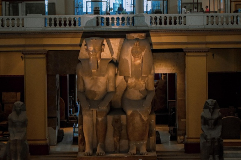 Il Cairo: Museo Egizio Tour privato di mezza giornata guidatoTour privato comprensivo di trasferimenti, guida e ingressi