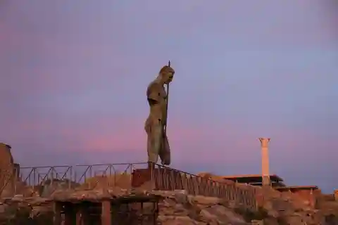 Pompeii: 2-Hour Sunset Group Tour with Tickets