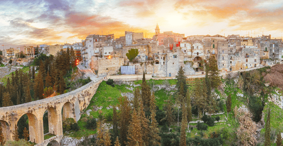 Gravina in Puglia Walking Tour: History, Ravine & Cinema
