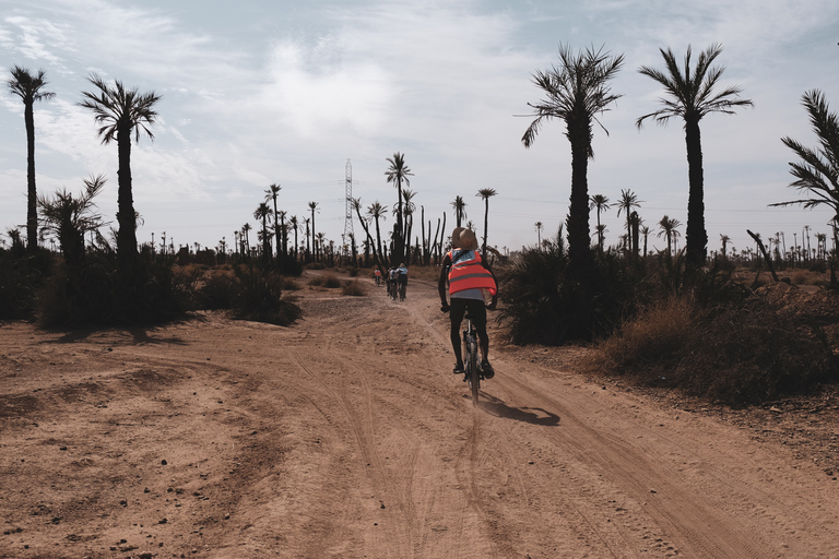 Kolarstwo słoneczne w Palm Groove w Marrakeszu – śniadanie w cenie