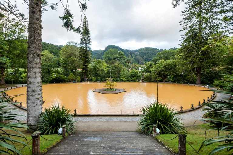 Visita al Jardín Botánico de Furnas y HotSprings (incluye almuerzo)Excursión al Volcán Furnas y al Jardín Botánico con HotSprings (¡comida!)