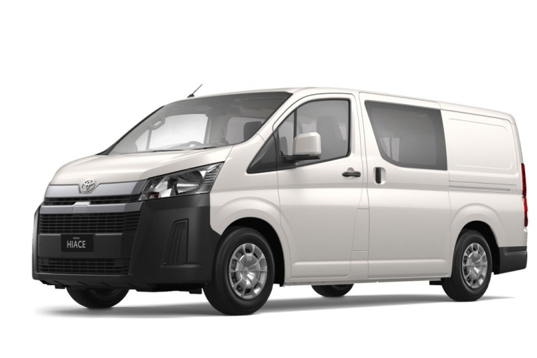 Wattay Airport: Private Transfer to/from Vientiane City City to Airport by Minibus (9 Pax with 5 Bags)