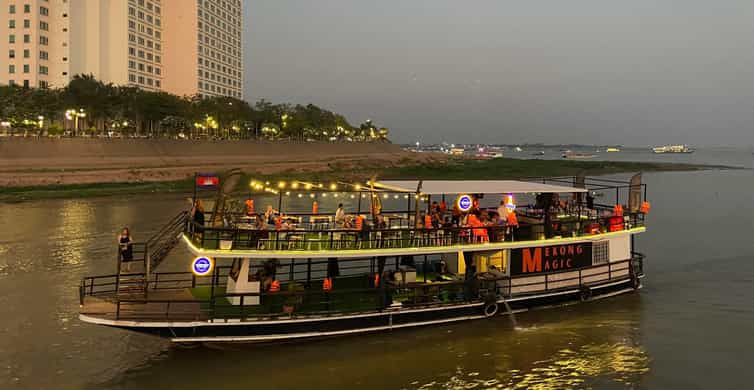 Phnom Penh: Sunset Cruise with Unlimited Beers & BBQ Buffet