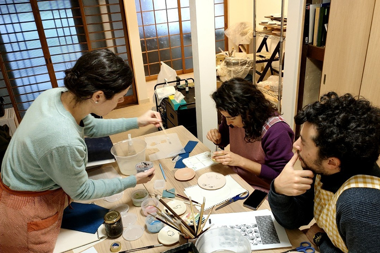 Séance privée de peinture sur céramique à Osaka