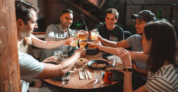 Sydney: Straßenkunst und multikulturelles Essen auf der Tour