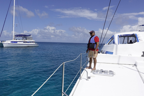 Van Mahé: Praslin & La Digue eilandhoppende tour met lunch