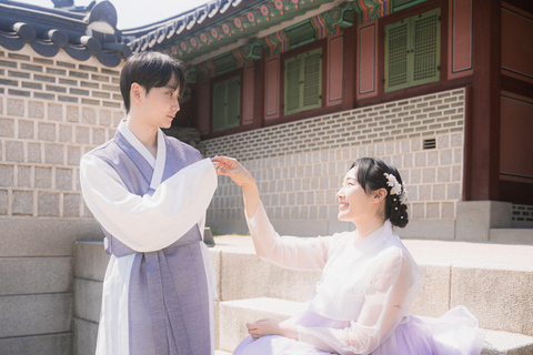 Palazzo Gyeongbokgung della Corea del Sud: Fotografia professionale di HanbokPalazzo Gyeongbokgung della Corea del Sud: Fotografia Hanbok di Professioanl