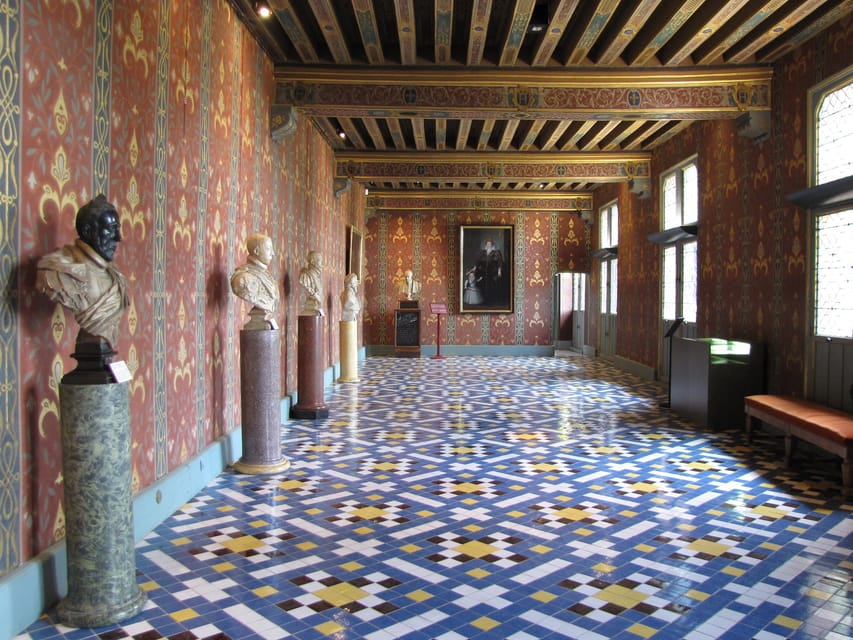 Blois, Tour privato del Castello di Blois con biglietti d'ingresso - Hizvo