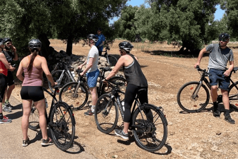 Alberobello: E-Bike Tour Focaccia and Wine
