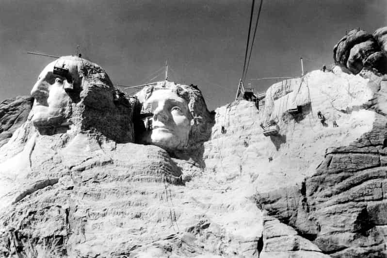 Wall Mount Rushmore & Badlands SelfGuided Audio Tour GetYourGuide