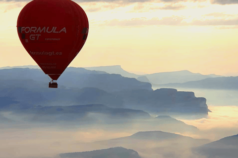 Barcelona: Passeio de balão de ar quente antes dos PirineusPasseio de balão de ar quente