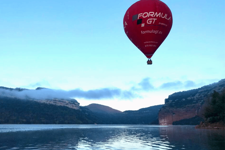 Barcelona: Passeio de balão de ar quente antes dos PirineusPasseio de balão de ar quente