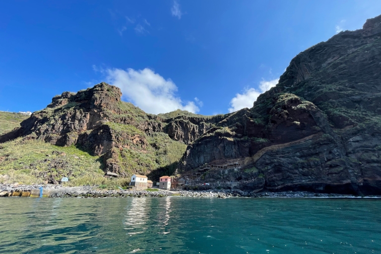 Funchal: excursion privée en bateau au coucher du soleil avec boisson et collations