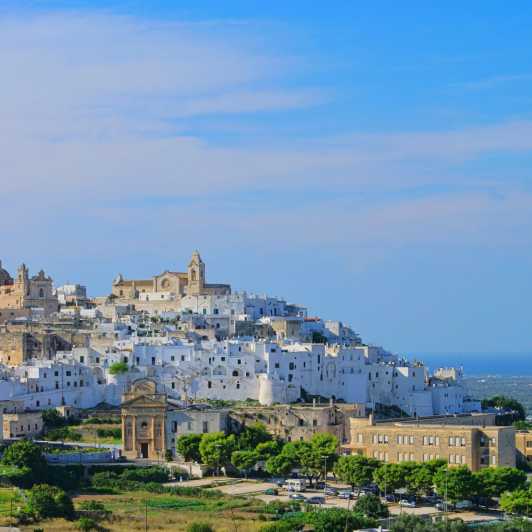Ostuni: Private City Walking Tour with Local Guide