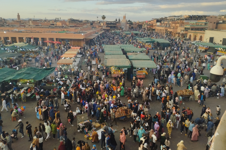 Um passeio guiado pelas melhores vistas de Marrakech.Um passeio com guia para que você tenha as melhores vistas de Marrakech.