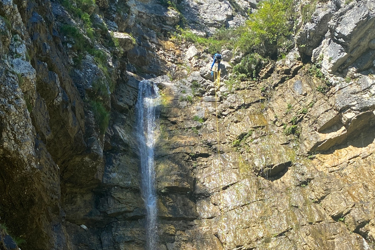 Bovec: extreme canyoning tour in Predelica gorge (level 3)