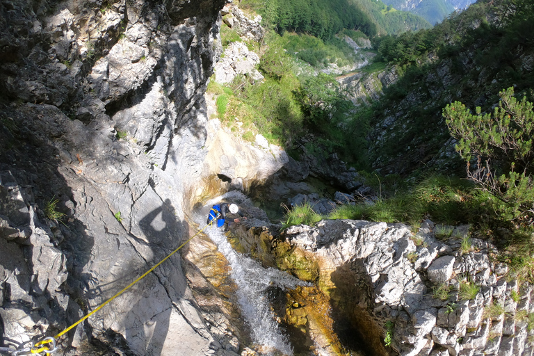 Bovec: extreme canyoning tour in Predelica gorge (level 3)