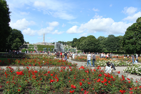 Oslo: City Highlights Guided Tour by Coach with Fjord Cruise