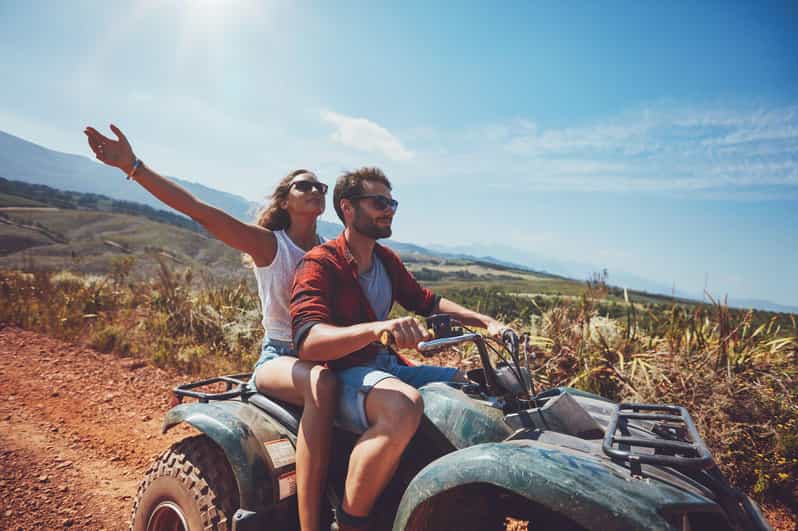 Au départ de Marrakech : Visite guidée de la Palmeraie et des villages berbères en VTT - quad