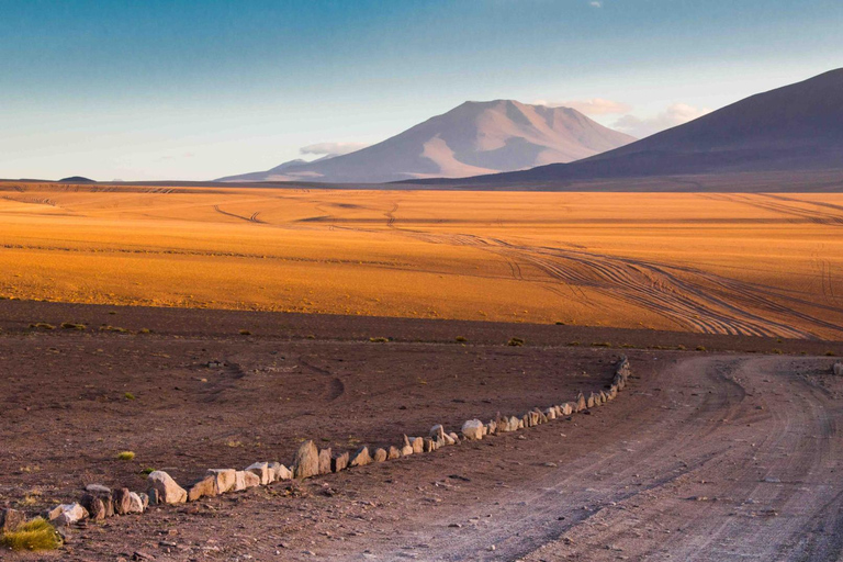 Uyuni Salt Flats 3D Tour + transfer do San Pedro de Atacama