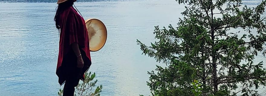 Île de Vancouver : Les gens, l'eau, la terre - les autochtones et les baleines