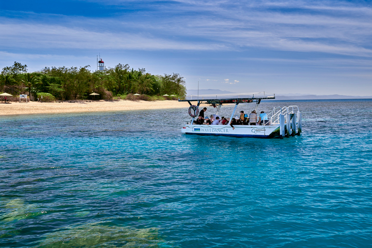 Vanuit Port Douglas: zeiltocht naar het Great Barrier Reef op de Lage EilandenVanuit Port Douglas: zeiltocht naar het Groot Barrièrerif van de Lage Eilanden