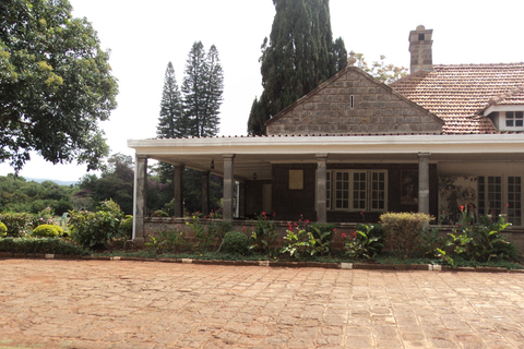 Giraffe Center i Karen Blixen Museum Tour z Nairobi