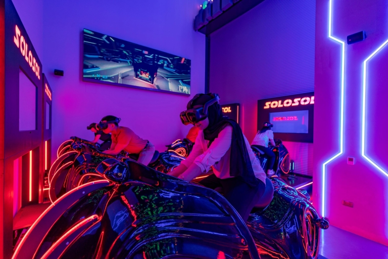 Abu Dhabi - The National Aquarium & Pixoul VR Gaming