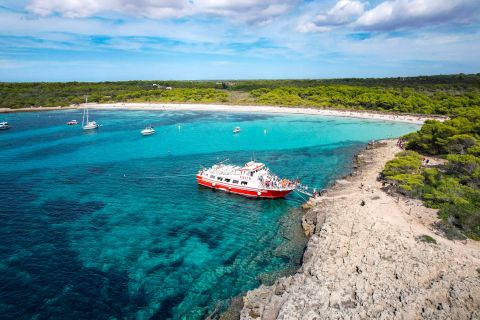 Menorca: passeio de barco de dia inteiro com almoço com paella