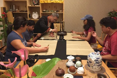 Lezione di Tai Chi e calligrafia cinese