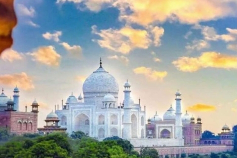 Au départ de Delhi : visite du Taj Mahal et du fort d'Agra en Gatimaan Express.Gaatimaan Train Guide touristique seul sans voiture, billet de train.