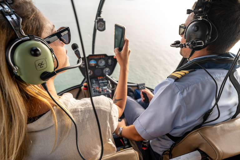 Lissabon: Helikopterflygning med sightseeing av staden och kusten10 minuters helikopterflygning på spanska