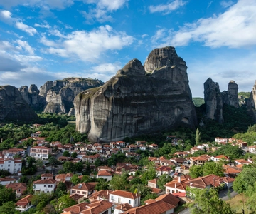 Athens: Meteora Day Trip with Audio Guide and Lunch Option