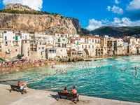 Sciacca, viaje privado a Cefalù y Castelbuono con transferencias - Housity