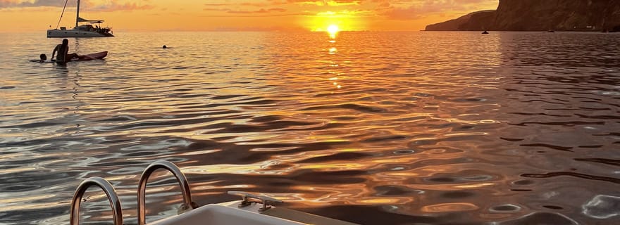Funchal : excursion privée en bateau au coucher du soleil - plongée avec tuba et paddle 11 personnes