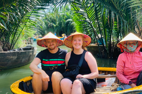 From Hoi An: Market Tour, Basket Boat Ride and Cooking Class