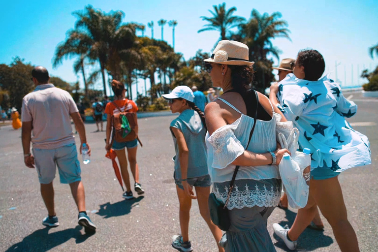 Explora Cannes: Excursão a pé guiada com um guia localCannes: Excursão a pé guiada de 2 horas