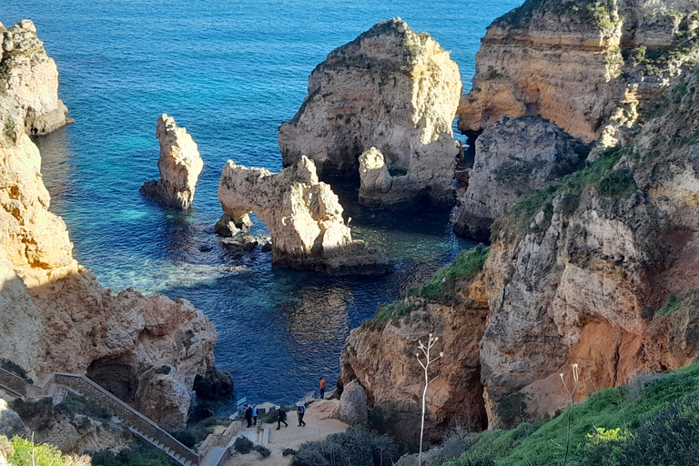 Lagos: Ponta Da Piedade en Lagos Tour met wijnproeverijLagos: rondleiding Ponta Da Piedade en wijnproeverij