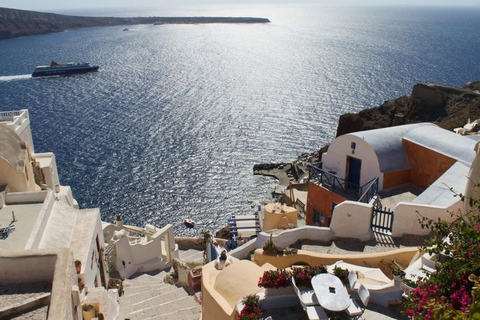 From Chania: Full-Day Trip to Santorini