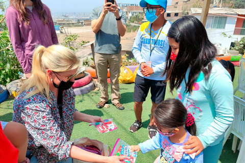 Lima: Excursión al Barrio Chabolista (Experiencia de Vida Local)Tour por el barrio de chabolas de Lima