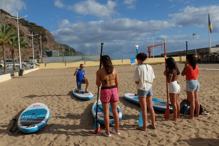 Lección de Stand Up Paddle en la Playa de Calheta